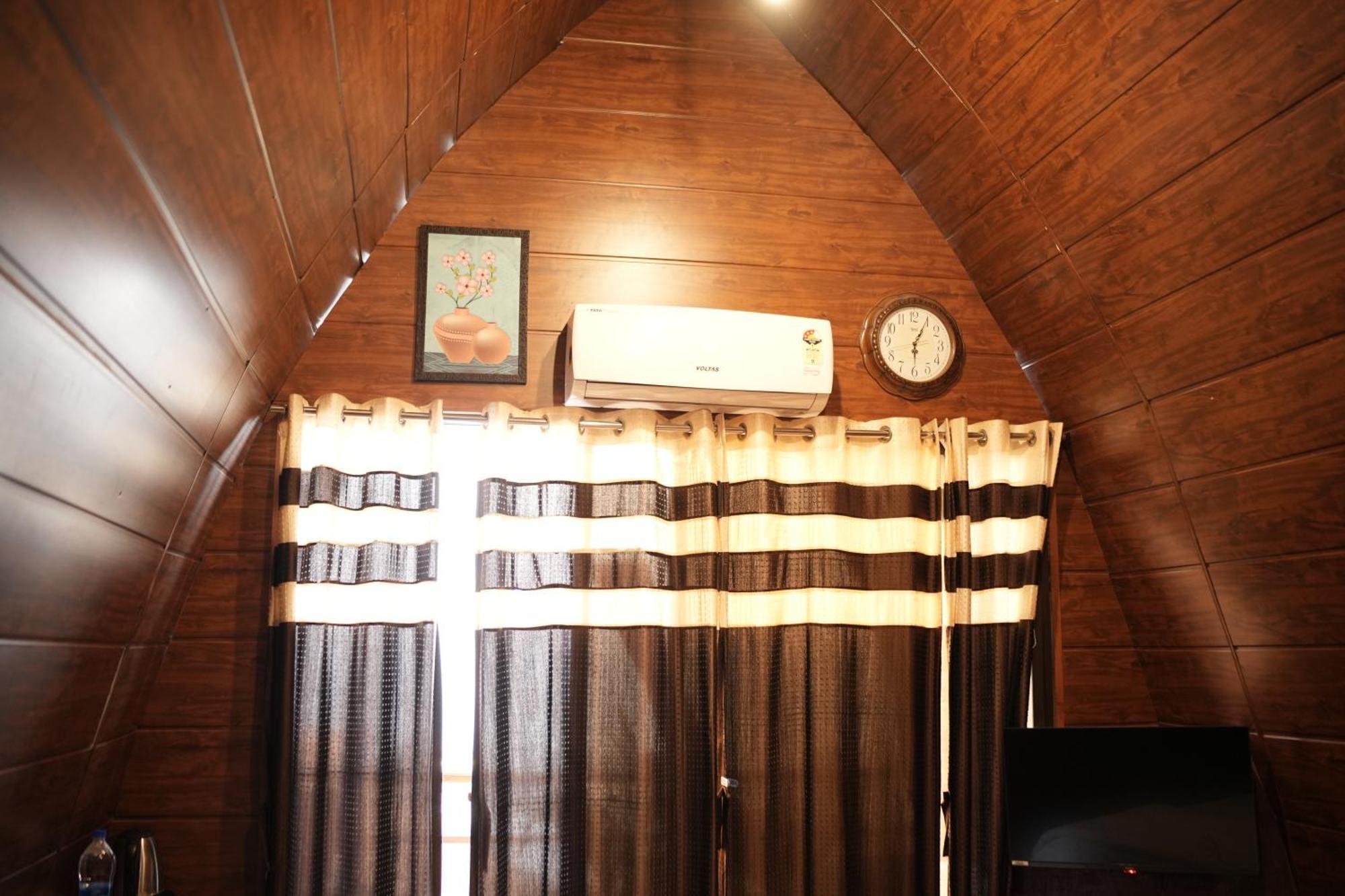 Samadhan Resort And Boating Pune Ngoại thất bức ảnh